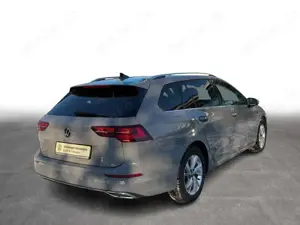 Volkswagen Golf VIII 2.0 TSI DSG Style Pano Navi LED SHZ Bild 4