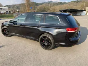 Volkswagen Passat Variant 1.9 tdi Trendline auto Bild 2