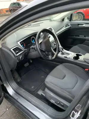 Ford Mondeo Mondeo AWD Allrad Kombilimousine 2,0 Diesel Bild 5