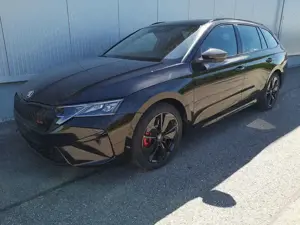 Skoda Octavia Combi 2.0 TSI 195 kW RS Kombi ABT 2.0...