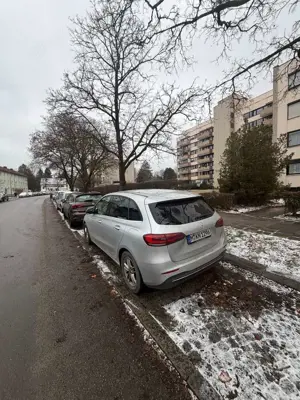 Mercedes-Benz B 200 d Sport auto