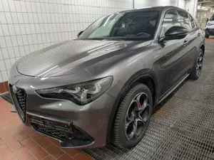 Alfa Romeo Stelvio Veloce Q4 NAVI SHZ LEDER-ARMATURENBRETT