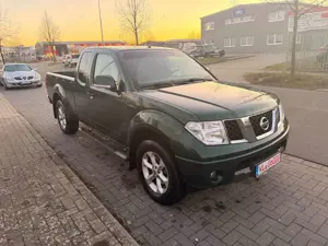 Nissan Navara Pickup King Cab SE 4X4 *2. HAND*LKW*AHK* Bild 4