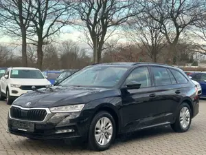 Skoda Octavia Combi Ambition 2.0 TDI°RFK°ACC°AHK°