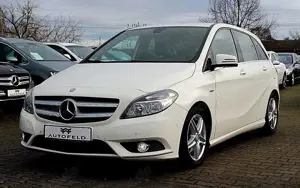 Mercedes-Benz B 180 CDI/SHEFT/NAVI/TEILLEDER/TEMP/PDC/