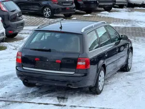 Audi A6 2.5 TDI 132kW quattro Avant Xenon Leder