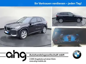 BMW X1 sDrive20i Panorama-Glasdach AHK Sportsitze Rü