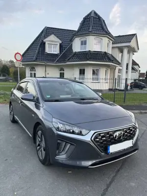 Hyundai IONIQ Hybrid 1.6 GDI Premium