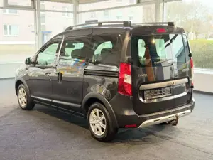 Dacia Dokker Stepway*AHK*KLIMA*NAVI*TEMPOMA*PDC*ALU* Bild 5