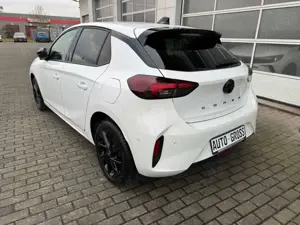 Opel Corsa F GS Bild 3