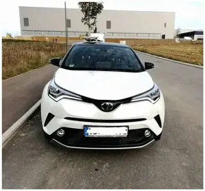 Toyota C-HR Hybrid Style