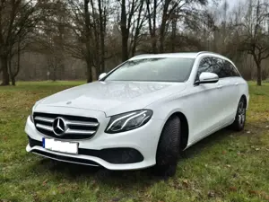Mercedes-Benz E 220 E 220 d T 9G-TRONIC Avantgarde