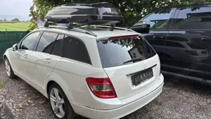 Mercedes-Benz C 180 T CGI Automatik BlueEFFICIENCY Elegance Bild 4
