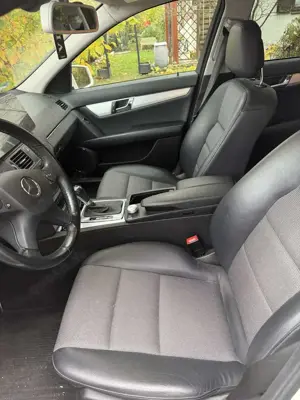 Mercedes-Benz C 180 T CGI Automatik BlueEFFICIENCY Elegance