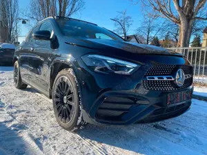 Mercedes-Benz GLA 250 4M/AMG/Pano/AHK/20"/Multibeam/360°/Night
