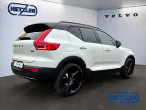 Volvo XC40 B3 Plus Black Edition AHK Digitales Cockpit Memory Bild 3