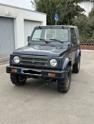 Suzuki Samurai
