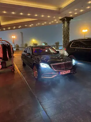 Mercedes-Benz Maybach S-Klasse Maybach First-Class Rear / Full Specification