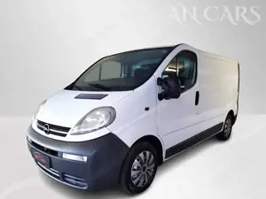 Opel Vivaro 2.0 Benzin Service neu Klima
