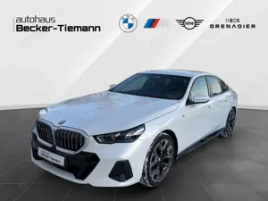 BMW 520 d M Sport/LivePro/CarPlay/Head-Up/Standheizung/AHK