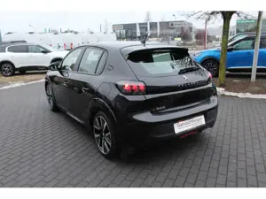 Peugeot e-208 Active Klima Tempomat Winter-/Sommerräder Bild 5