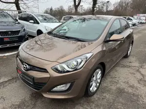 Hyundai i30 Trend Motor 1,4 Ltr PDC SHZ