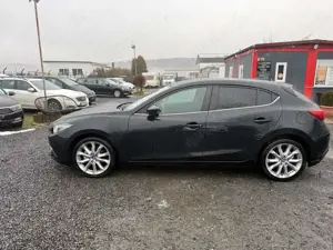 Mazda 3 LIM.SPORTS-LINE/AUTOMATIK/NAVI/KAMERA/TÜV NEU