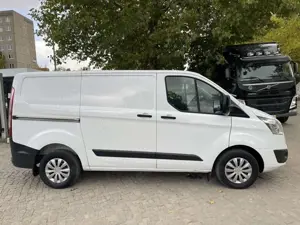 Ford Transit Custom 270 2.2TDCi *Klima*Tempomat* Bild 4