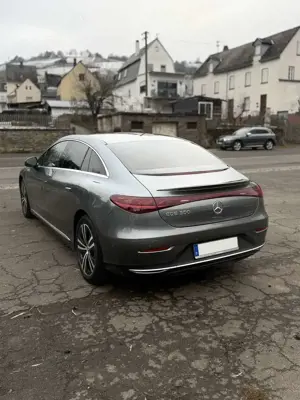 Mercedes-Benz EQE 300 Edition Electric Art Bild 2