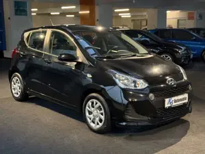 Hyundai i10 Classic*AUTOMATIK*KLIMA*NUR 29.500KM*TÜV NEU