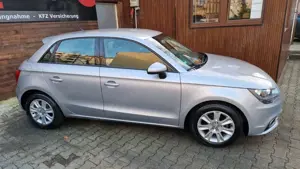Audi A1 Sportback attraction, PDC, SHZ, Navi Bild 3