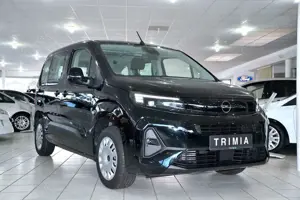 Opel Combo 1.5 D Combo Life KEYLESS | LED | PDC | CarPlay