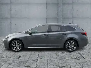 Toyota Corolla TS 1.8 Hybrid TEAMPLAYER LED+NAV+ACC+SHZ Bild 4