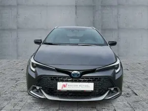 Toyota Corolla TS 1.8 Hybrid TEAMPLAYER LED+NAV+ACC+SHZ Bild 3