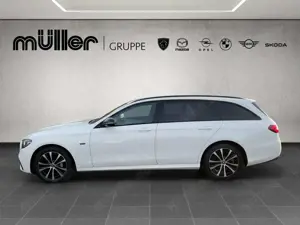 Mercedes-Benz E 300 T de AMG Line Plug-In Hybrid Bild 3