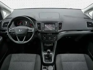 SEAT Alhambra Style 1.4 TSI AHK*RFK*Pano*7Sitzer Bild 5