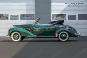 Mercedes-Benz 220 220 A Cabriolet Bild 4