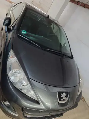 Peugeot 207 CC 120 VTi Platinum