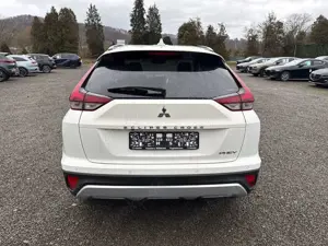 Mitsubishi Eclipse Cross Intro Edition Hybrid 4WD Bild 3