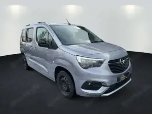 Opel Combo Electric Life e -Ultimate AHK+Navi+Panorama Bild 2