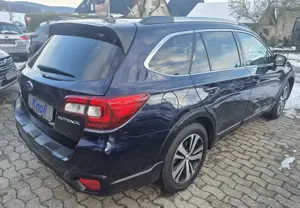 Subaru OUTBACK Outback 2.5i Lineartronic Sport Bild 3