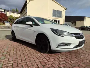 Opel Astra Astra Sports Tourer 1.6 BiTrb D (CDTI)  Business Bild 4