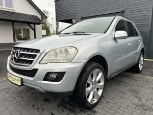 Mercedes-Benz ML 350 CDI Avantgarde +Leder+Xenon+RFK+AHK+20 Zoll+H/K So