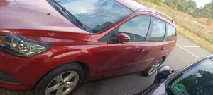 Ford Focus Turnier 1.6 TDCi DPF Viva I Bild 2