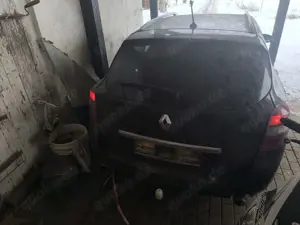 Renault Laguna Grandtour 2.0 dCi FAP GT 230 PS 450 NM Bild 5