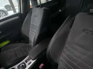 Renault Laguna Grandtour 2.0 dCi FAP GT 230 PS 450 NM Bild 4