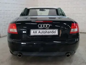 Audi A4 Cabriolet 2.4 Xenon Leder Klima Temp.SHZ PDC Bild 5