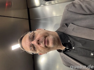 Suche ein mölligs paar ab 40 bis 70 Jahre grne auch möllig, nur aus Berlin 