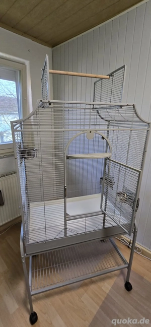 Großer Vogelkäfig mit Untergestell & Zubehör