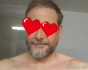 Er sucht Paar für die Einführung in den Sex zu Dritt 